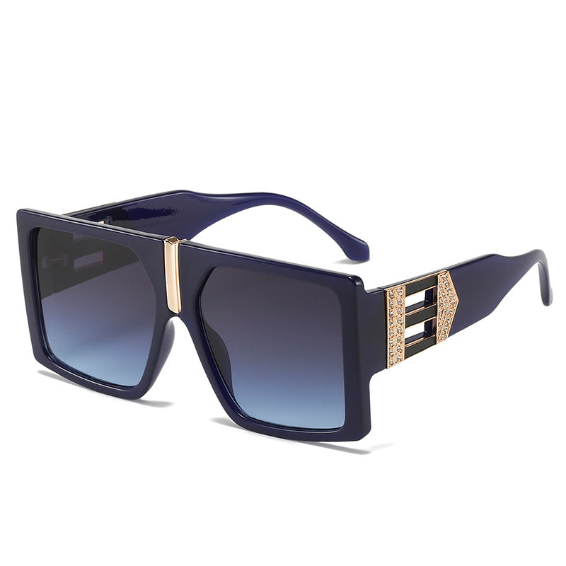 Neue Sonnenbrille mit großem Rahmen, Netzrot mit der gleichen quadratischen Brille in Ins, Persönlichkeit, mit Diamanten besetzte Sonnenbrille für Damen