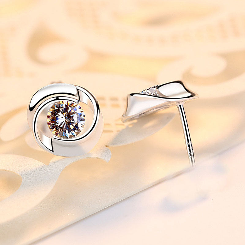 S925 reinem silber rose ohrringe mit blütenblatt förmigen ohrringe, koreanische minimalistischen frauen mini clover rose blütenblatt ohrringe