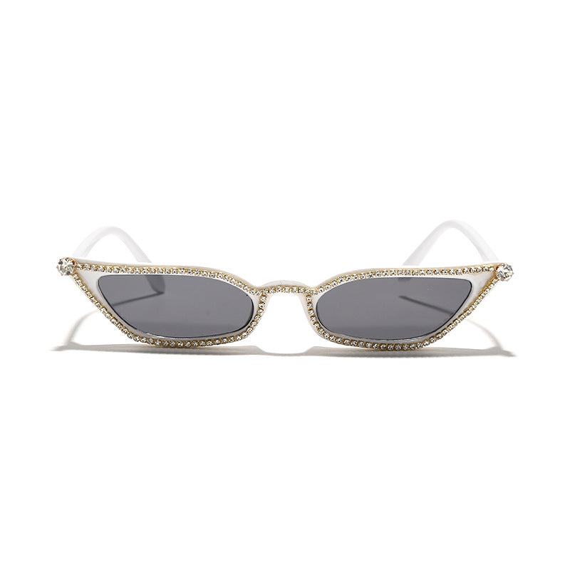 Trendy Damen Kleiner Rahmen Retro Handgemachte Strass Sonnenbrille Persönlichkeit Street Shot Sonnenbrille Cat Eye