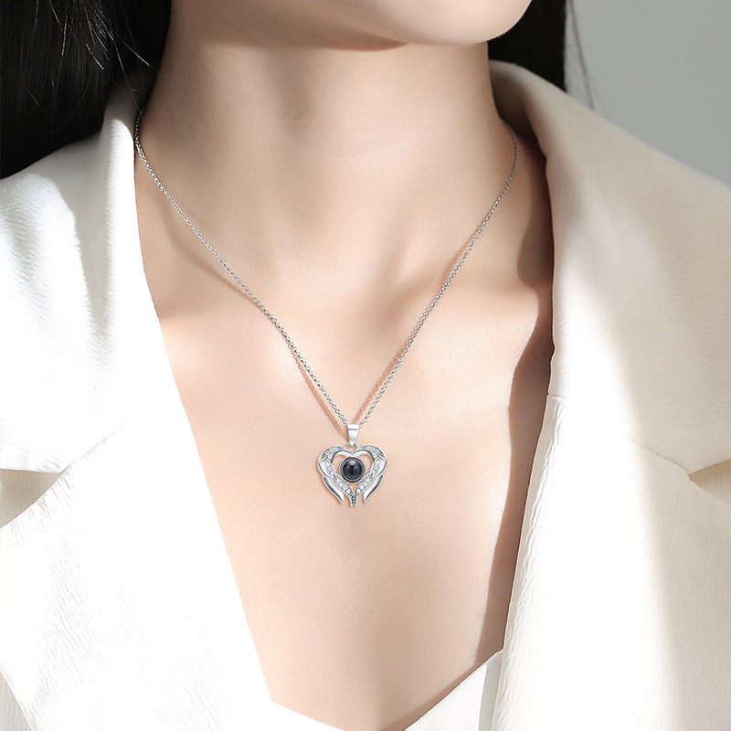 Herzförmige Diamantprojektion in 100 Sprachen, „Ich liebe dich“-Halskette, modisch, luxuriös, hochwertig, Schlüsselbeinkette