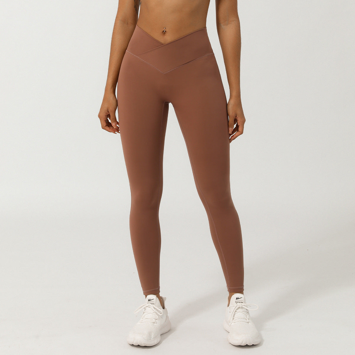 Cross V-förmige Yoga-Shorts ohne T-Linie, pfirsichfarbene, hüfthebende Fitnesshose, schnelltrocknende Sporthose
