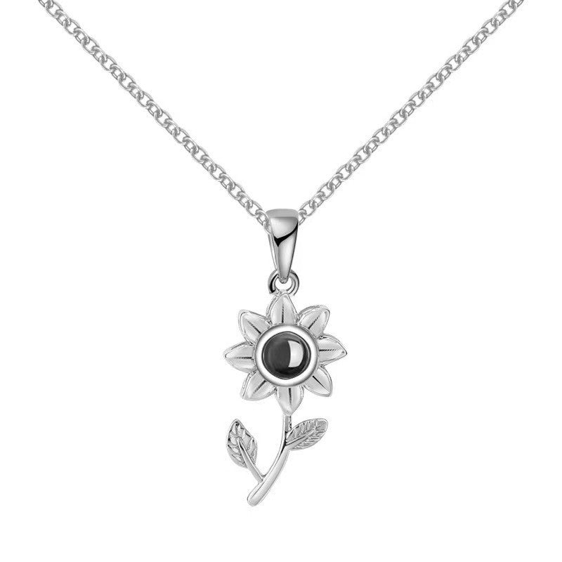 100 Sprachen „Ich liebe dich“-Projektionshalskette für europäische und amerikanische Frauen, exquisiter Sonnenblumenschmuck, schlichte, modische Halskette für Frauen