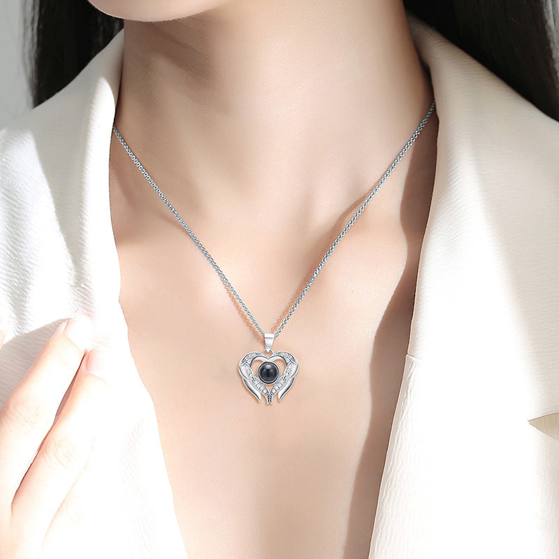 Herzförmige Diamantprojektion in 100 Sprachen, „Ich liebe dich“-Halskette, modisch, luxuriös, hochwertig, Schlüsselbeinkette